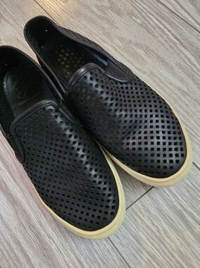 Tory Burch Black Perforated Slip-On Sneakers | Size 6